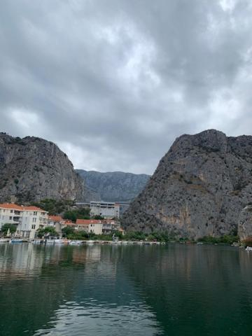 Sea View Panorama Apartment L Omis Exterior photo